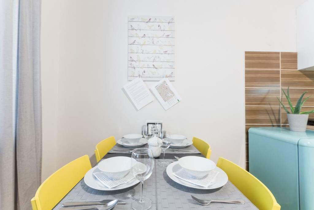 Apartment Alex ปราก ภายนอก รูปภาพ