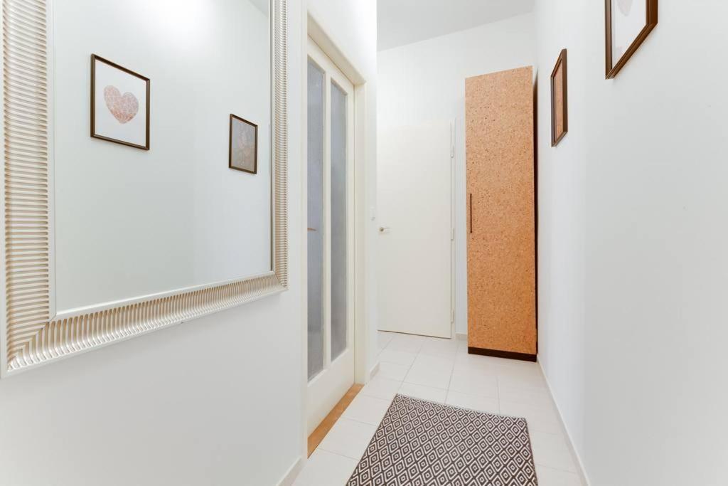 Apartment Alex ปราก ภายนอก รูปภาพ